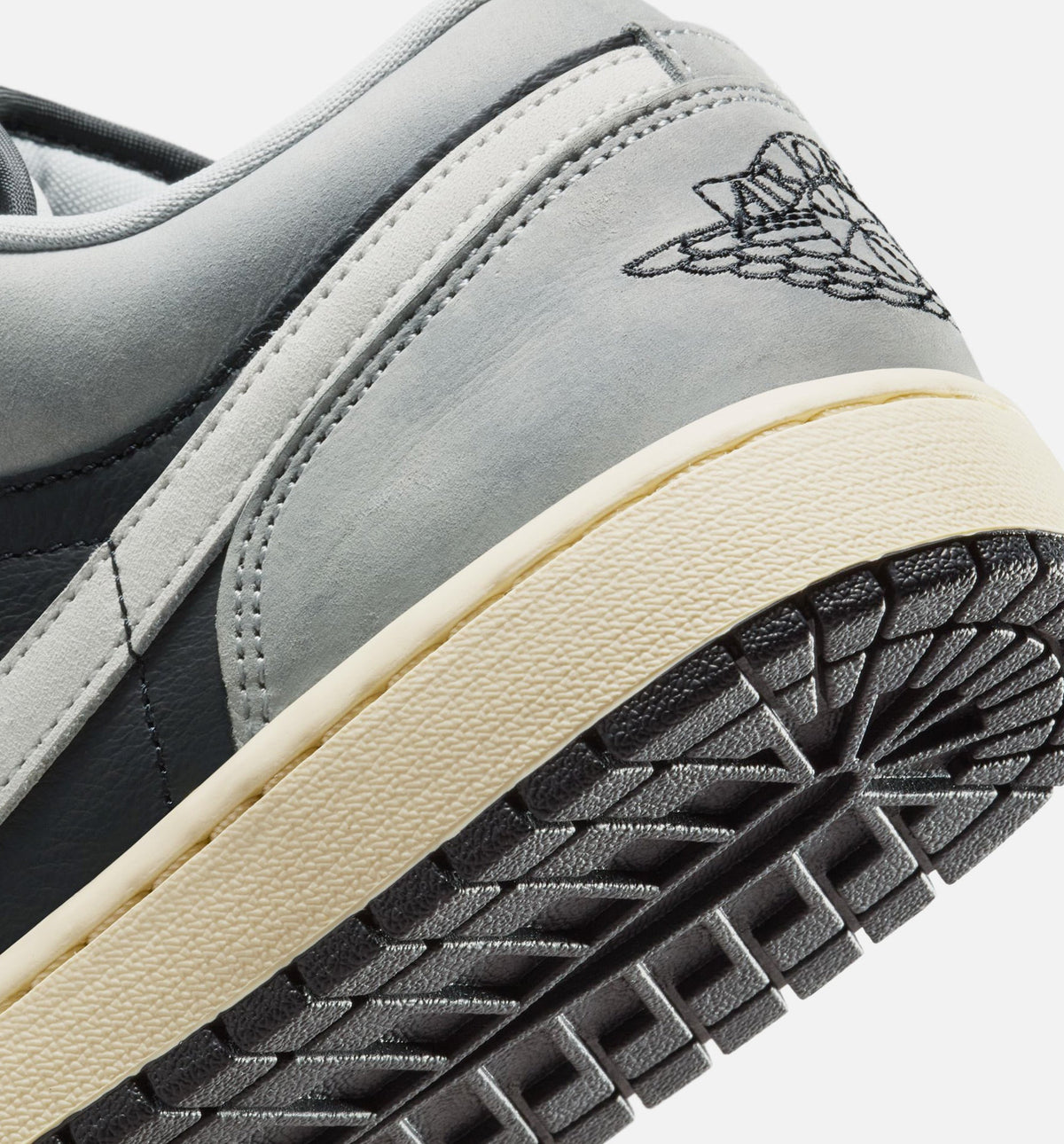 Air Jordan 1 Low SE Men's Sneakers - Light Smoke Grey / Off Noir