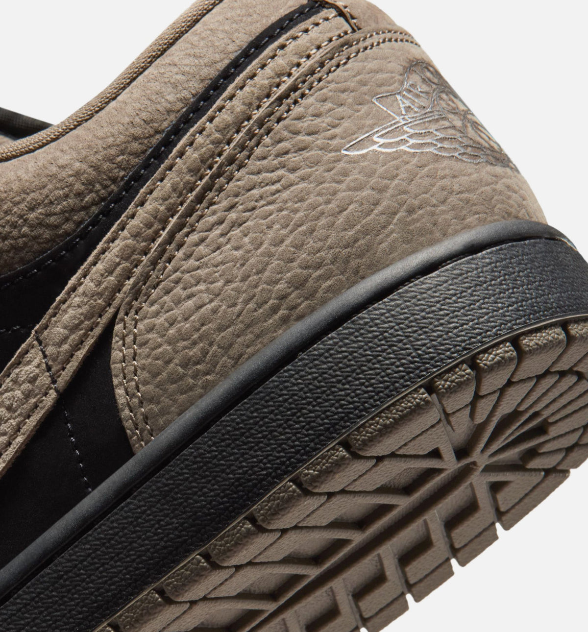 Air Jordan 1 Low SE Men's Sneakers - Black / Olive Grey